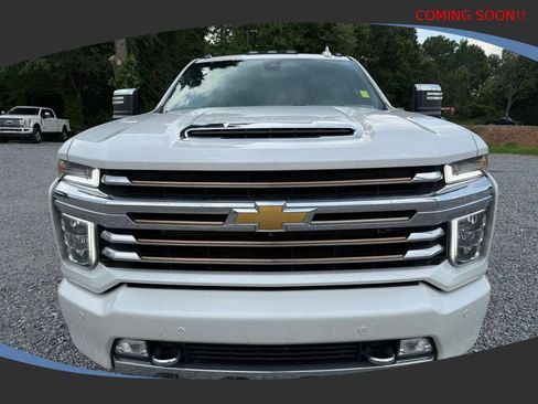 Used 2021 Chevrolet Silverado 3500 High Country w/ Z71 Off-Road Package AWD/4WD image 2