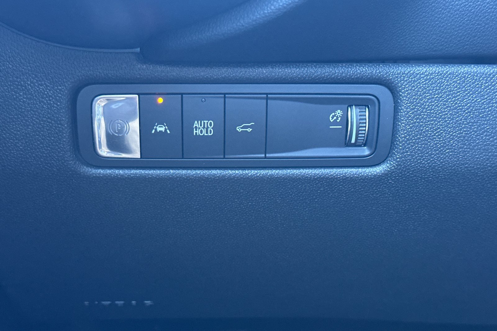 Used 2024 Chevrolet Equinox EV LT w/ LPO, All-Weather Mat Package FWD image 41