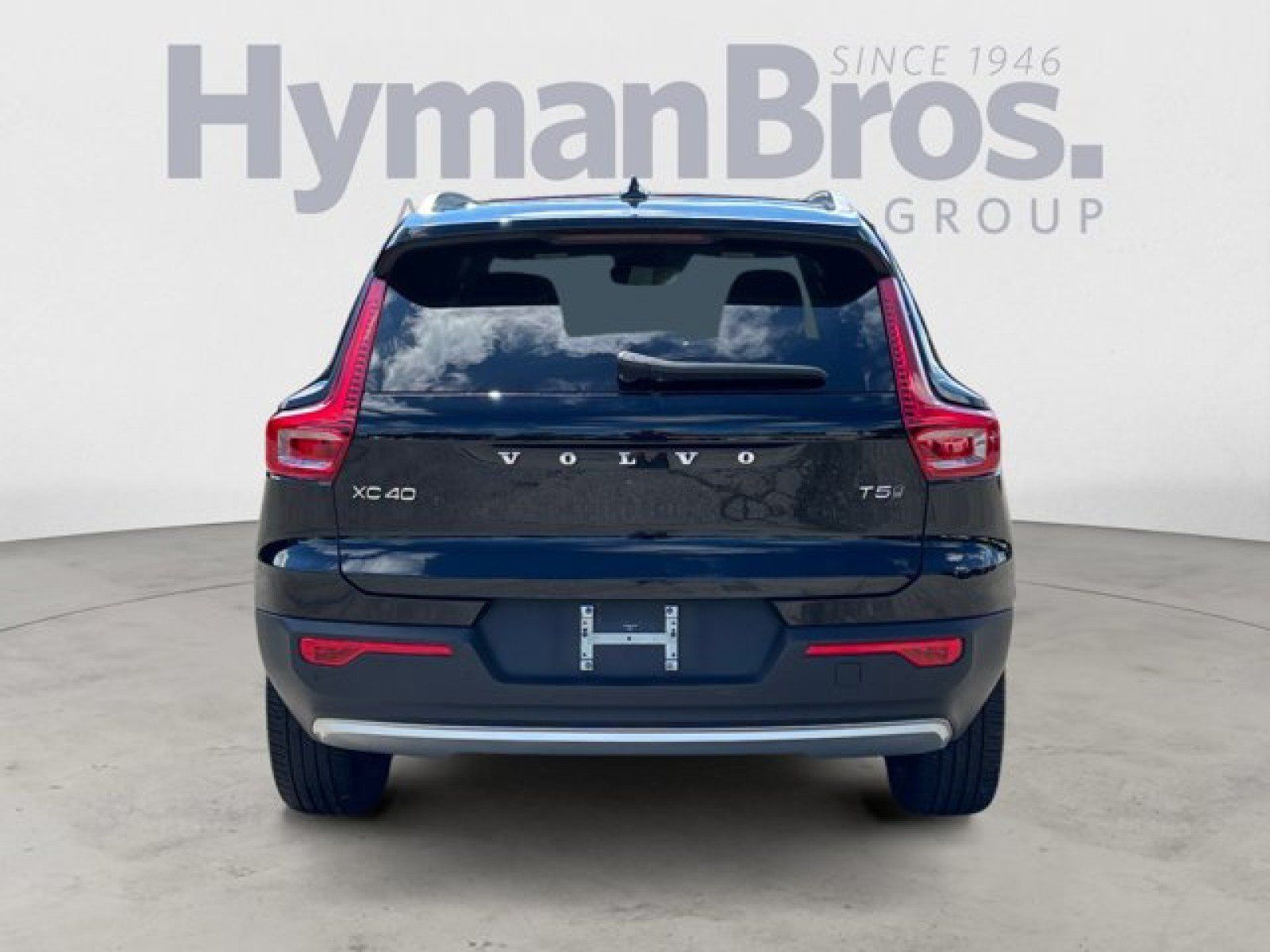 Used 2019 Volvo XC40 T5 Momentum AWD/4WD image 4