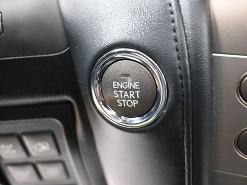 Used 2013 Lexus LX 570 4WD image 22