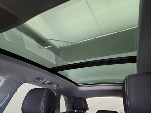 Used 2023 Audi Q5 2.0T Premium w/ Convenience Package image 32