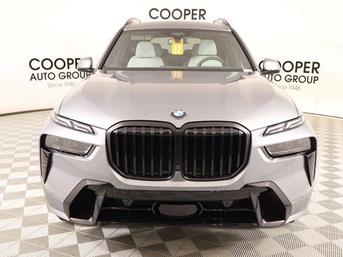 New 2026 BMW X7 xDrive40i w/ M Sport Package AWD/4WD image 9