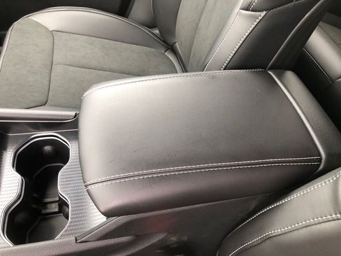 New 2025 Jeep Grand Cherokee Altitude image 31