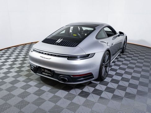 Used 2024 Porsche 911 Carrera T image 13