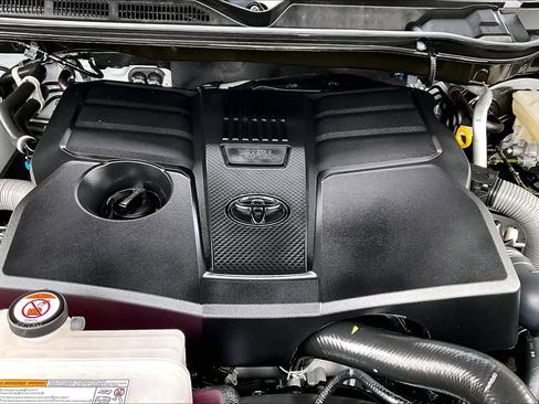 Used 2025 Toyota Tundra Limited w/ TRD Off-Road Package image 32