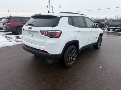 New 2026 Jeep Compass Latitude AWD/4WD image 4