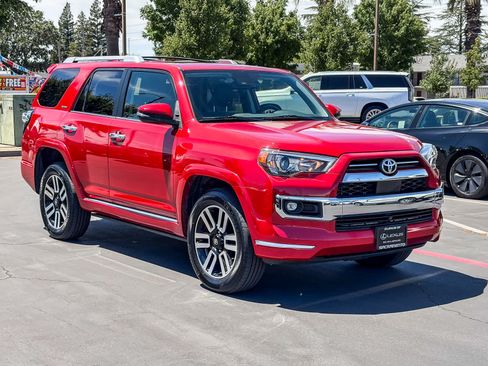Used 2023 Toyota 4Runner Limited AWD/4WD image 5