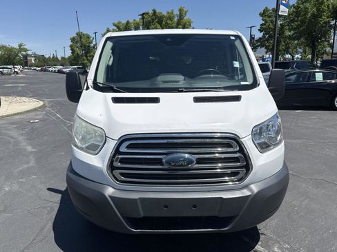 Used 2015 Ford Transit 350 XLT RWD image 3