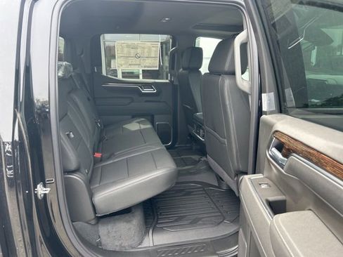 New 2026 GMC Sierra 1500 Elevation w/ Elevation Premium Package AWD/4WD image 12