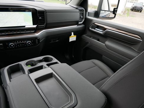 New 2026 Chevrolet Silverado 3500 LT w/ All Star Edition AWD/4WD image 15