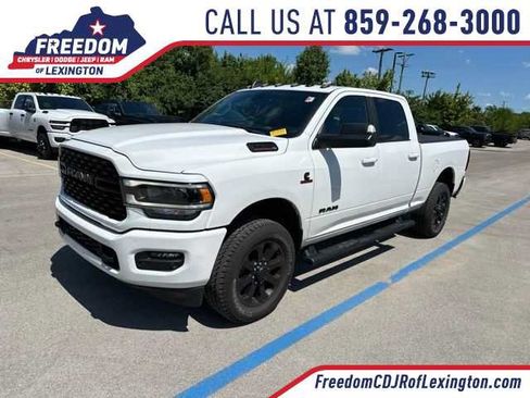 Used 2022 RAM 2500 Big Horn w/ Level C Equiment Group AWD/4WD image 1