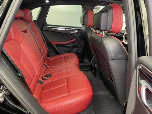 Used 2018 Porsche Macan S AWD/4WD image 18