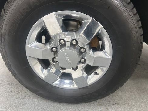 Used 2019 GMC Sierra 2500 SLT w/ Duramax Plus Package image 27