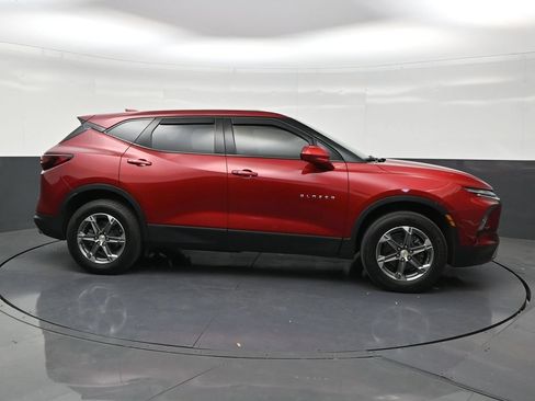 Used 2024 Chevrolet Blazer LT FWD image 6