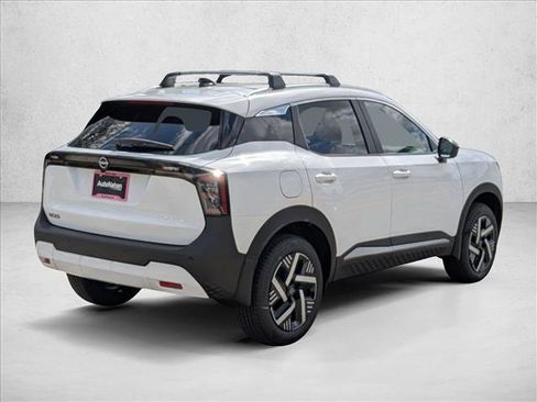New 2026 Nissan Kicks SV w/ SV Premium Package FWD image 2