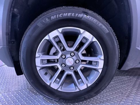 Used 2025 GMC Terrain Elevation AWD/4WD image 10
