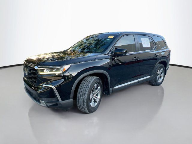 Used 2023 Honda Pilot EX-L image 4