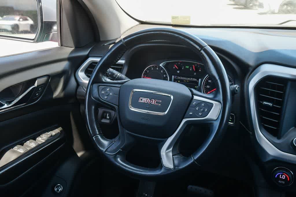 Used 2018 GMC Acadia SLT FWD image 12