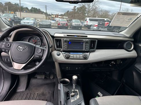 Used 2013 Toyota RAV4 Limited image 13