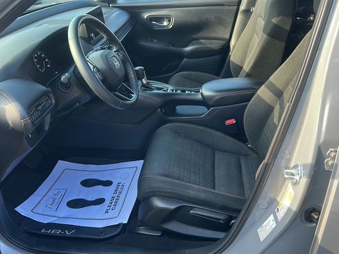 Used 2023 Honda HR-V Sport image 18