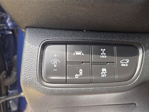 Used 2019 Hyundai Santa Fe AWD w/ Cargo Package image 13