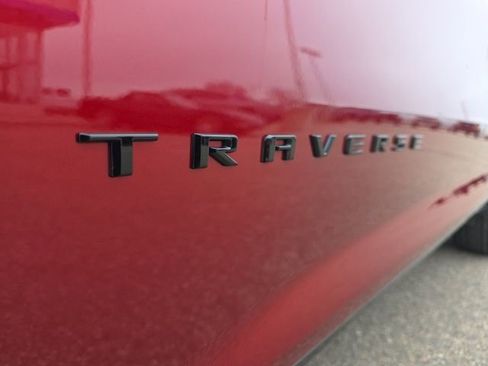 Used 2024 Chevrolet Traverse RS image 17