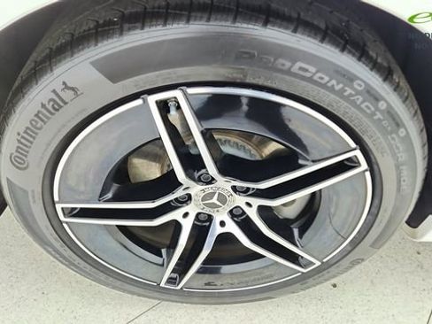 Used 2024 Mercedes-Benz E 350 4MATIC Sedan image 58
