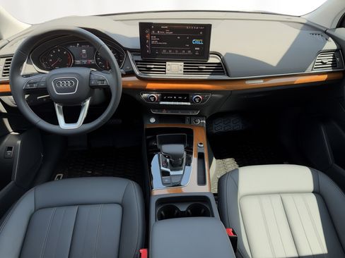 Used 2023 Audi Q5 2.0T Premium w/ Convenience Package AWD/4WD image 19