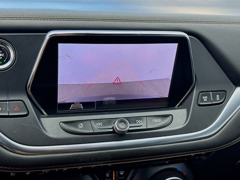 Used 2020 Chevrolet Blazer Premier w/ LPO, Black Grille Bar Package image 10