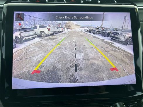 Used 2023 Jeep Grand Cherokee Overland w/ Luxury Tech Group IV image 35