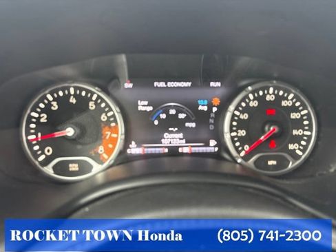 Used 2016 Jeep Renegade Trailhawk AWD/4WD image 17