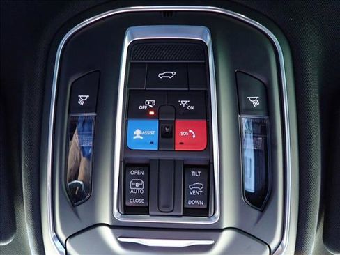 New 2026 Jeep Grand Cherokee L 4WD image 25