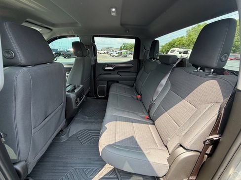 Used 2023 Chevrolet Silverado 1500 RST AWD/4WD image 6