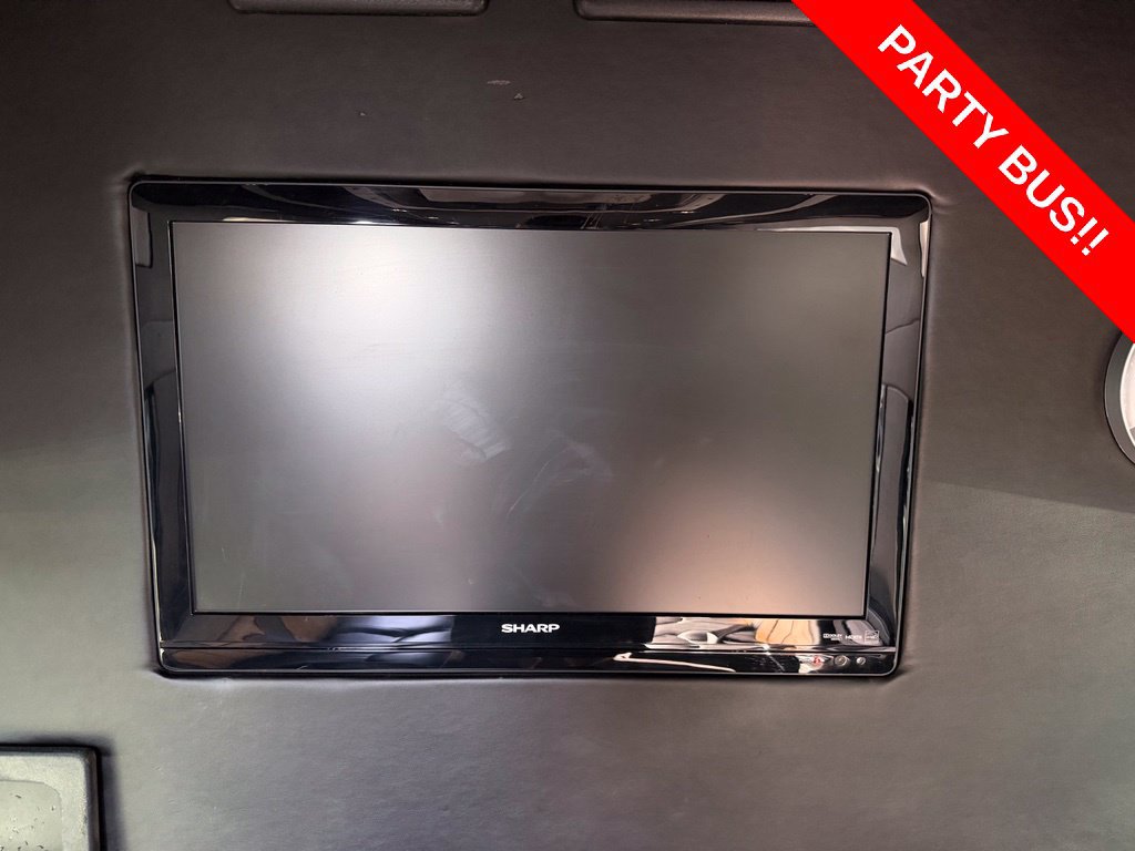 Used 2011 Mercedes-Benz Sprinter 2500 image 45