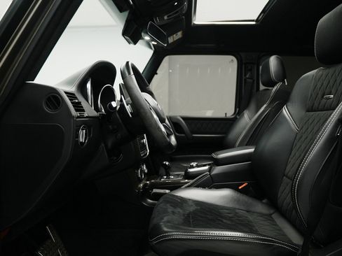 Used 2017 Mercedes-Benz G 550 Squared image 26