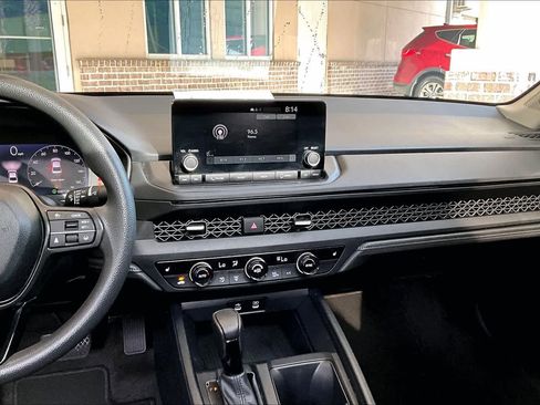 Used 2025 Honda Accord SE image 7