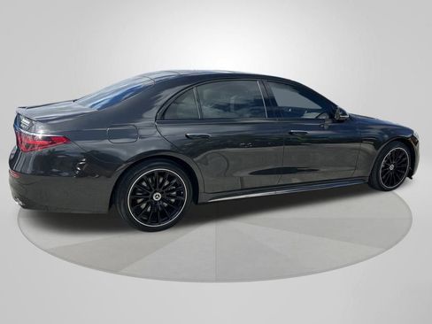Used 2023 Mercedes-Benz S 500 4MATIC image 6