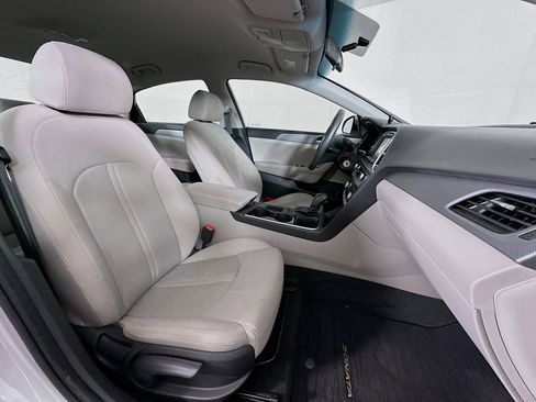 Used 2018 Hyundai Sonata SE image 30
