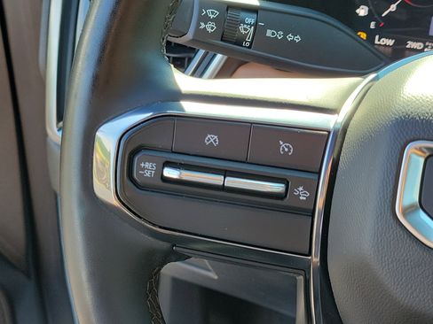 Used 2024 GMC Canyon AT4 w/ AT4 Premium Package AWD/4WD image 29