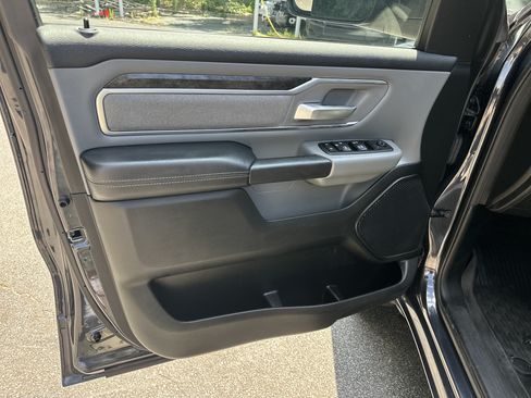 Used 2019 RAM 1500 Big Horn AWD/4WD image 18