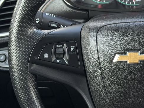 Used 2019 Chevrolet Trax LS w/ Tint and Cruise Package image 13