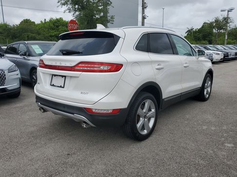 Used 2018 Lincoln MKC Premiere image 6
