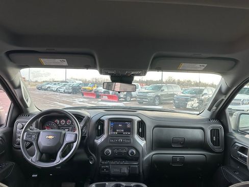 Used 2023 Chevrolet Silverado 1500 Custom image 26