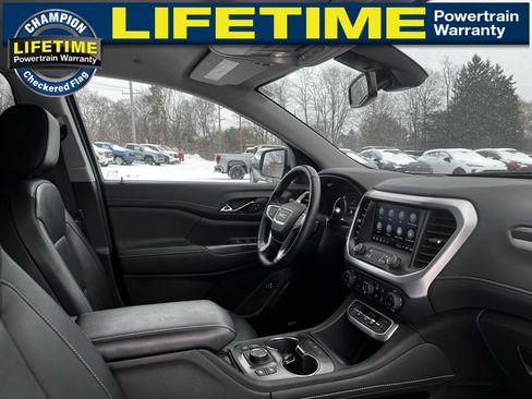 Certified 2023 GMC Acadia SLT w/ Trailering Package image 41