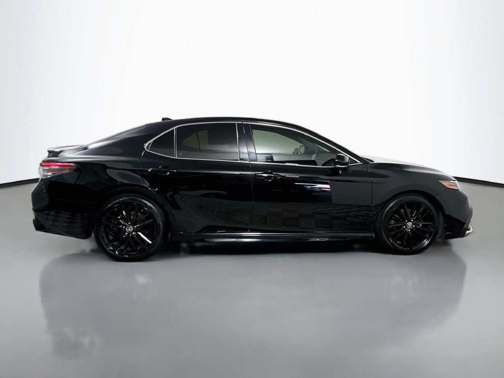 Used 2021 Toyota Camry XSE w/ Navigation Package FWD image 2