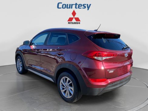 Used 2017 Hyundai Tucson SE w/ SE Popular Package 02 AWD/4WD image 3