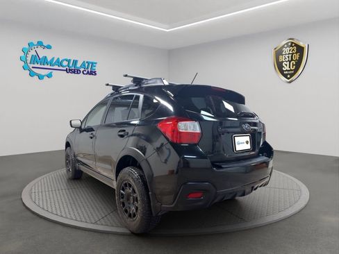 Used 2017 Subaru Crosstrek 2.0i Premium w/ Special Edition AWD/4WD image 3