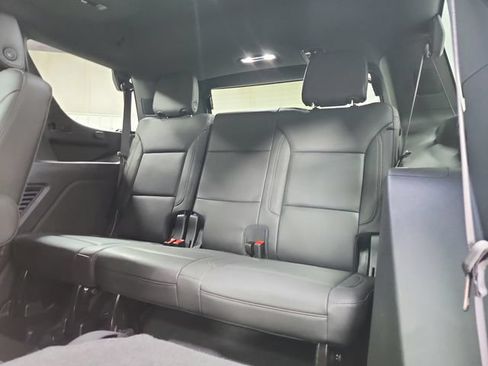 Used 2024 Chevrolet Tahoe LT AWD/4WD image 13