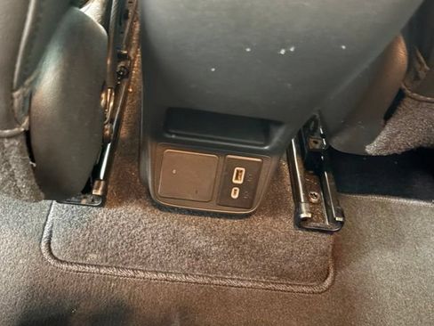 Used 2025 Buick Encore GX Preferred FWD image 11