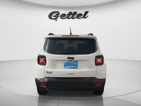 Used 2023 Jeep Renegade Latitude AWD/4WD image 6